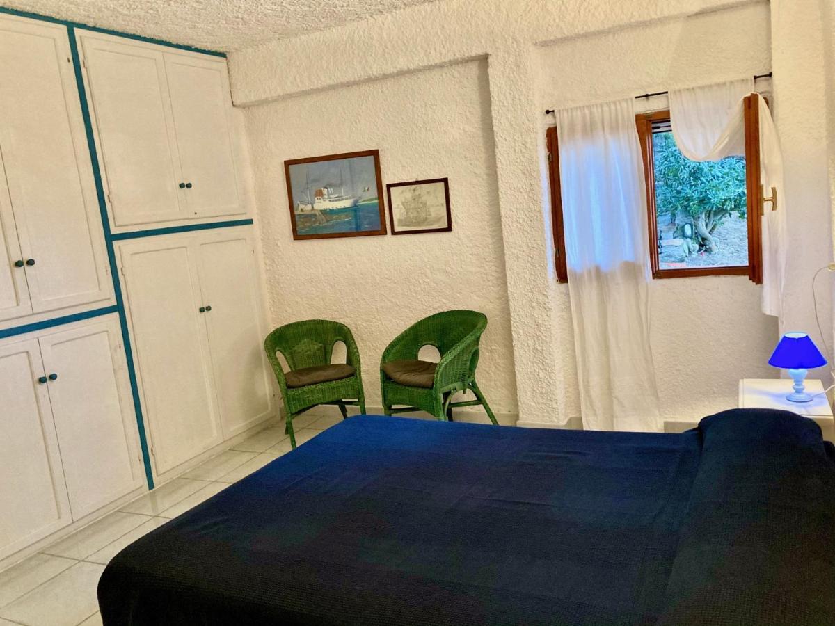 Villa Angela Santa Teresa Gallura Eksteriør billede