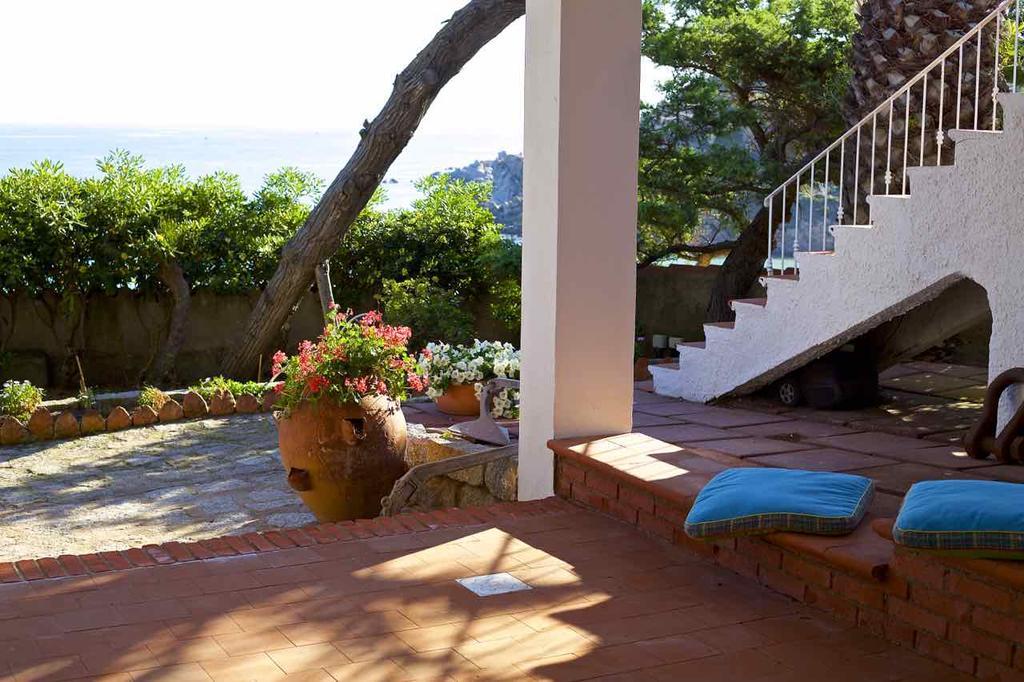 Villa Angela Santa Teresa Gallura Eksteriør billede